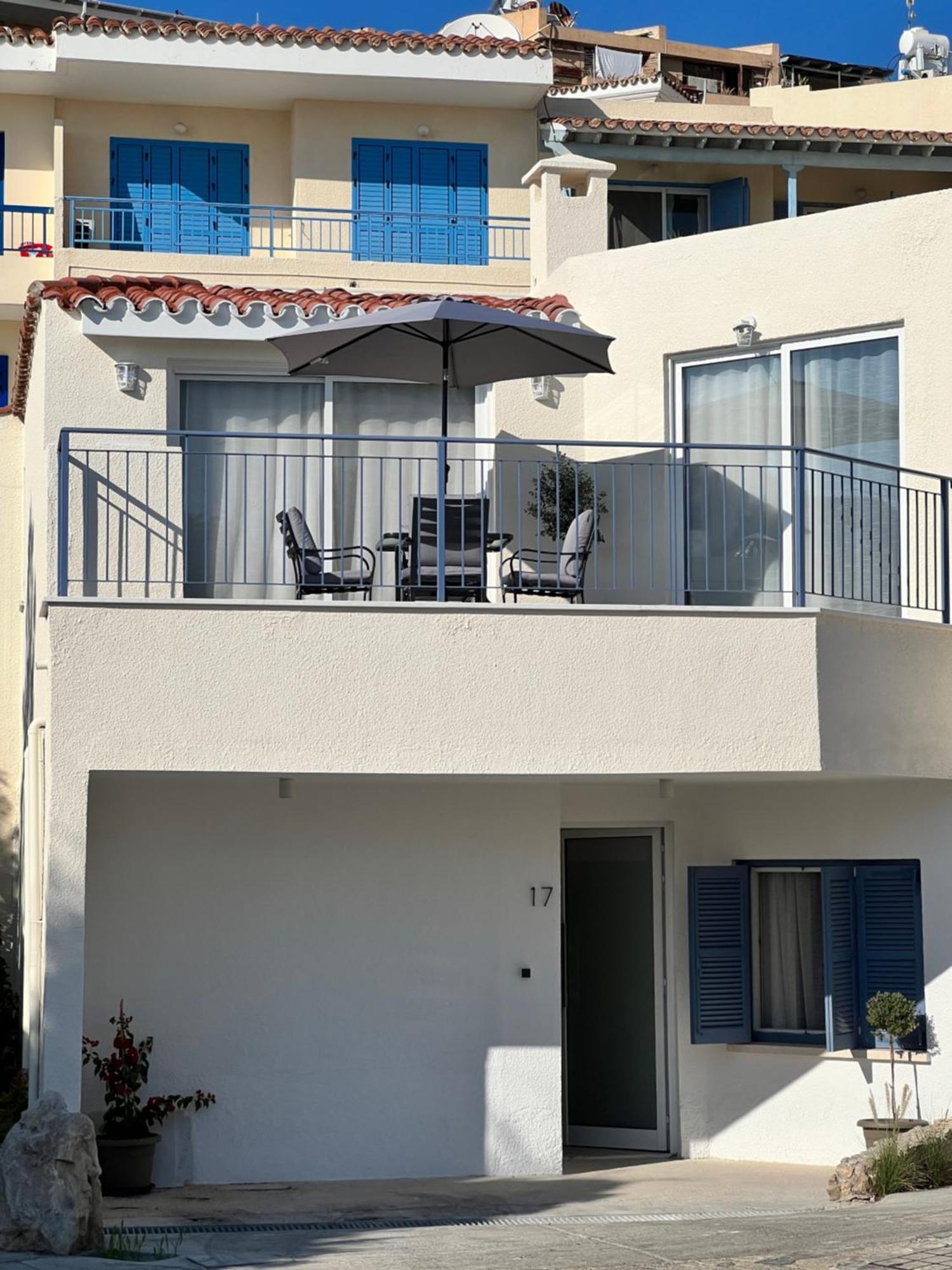 Cora Suites & Living - 3 Bedroom House Klorakas Exterior photo